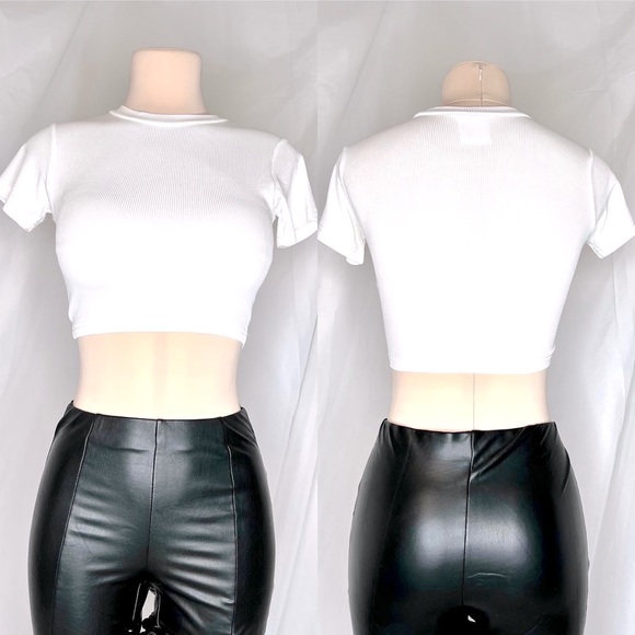 SHEIN Tops - Basic Ridded Solid Crop top
